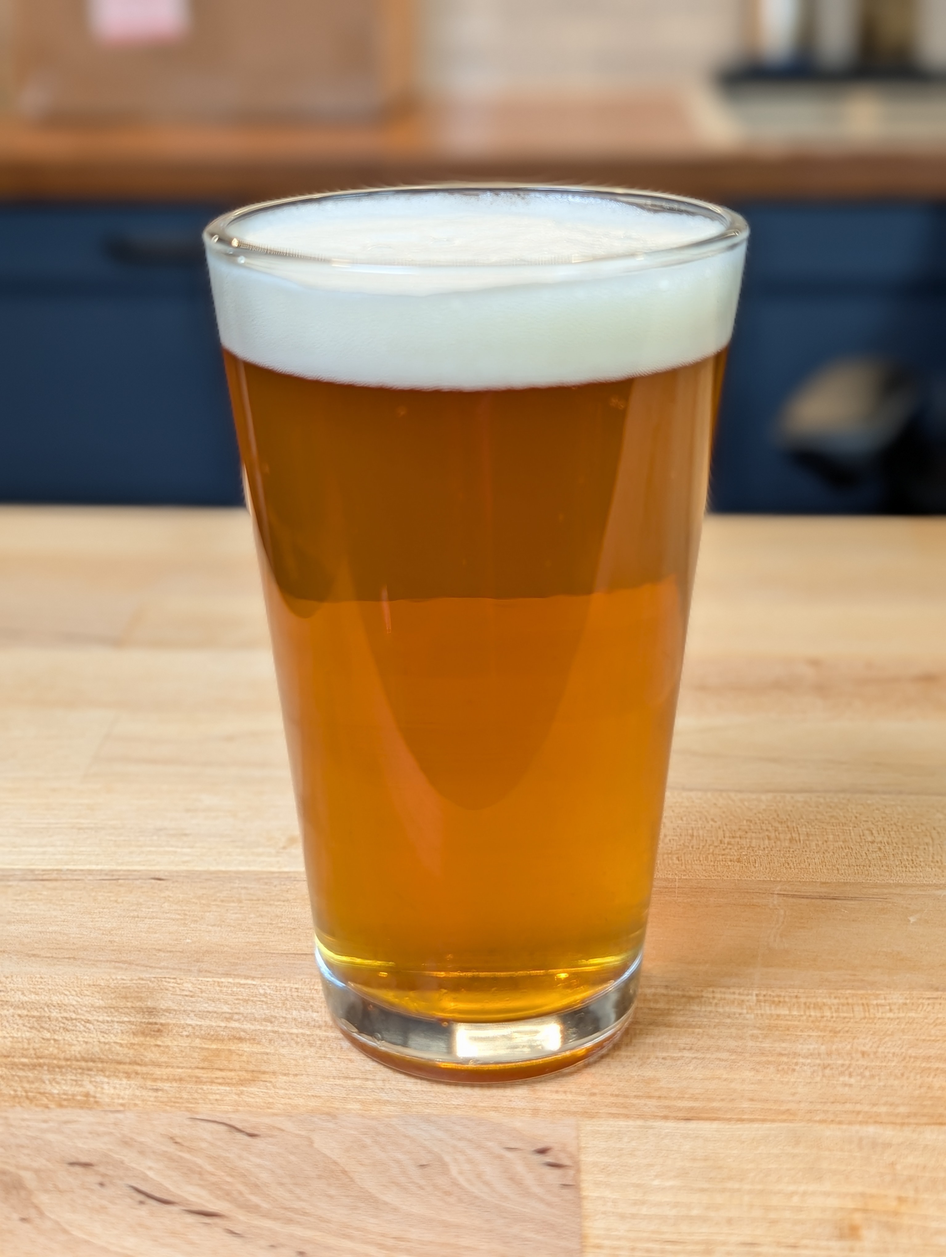 Afterglow Pale Ale in a pint glass